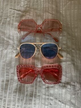 Set of 3 Fashion Sunglasses - Pink & Blue Tones